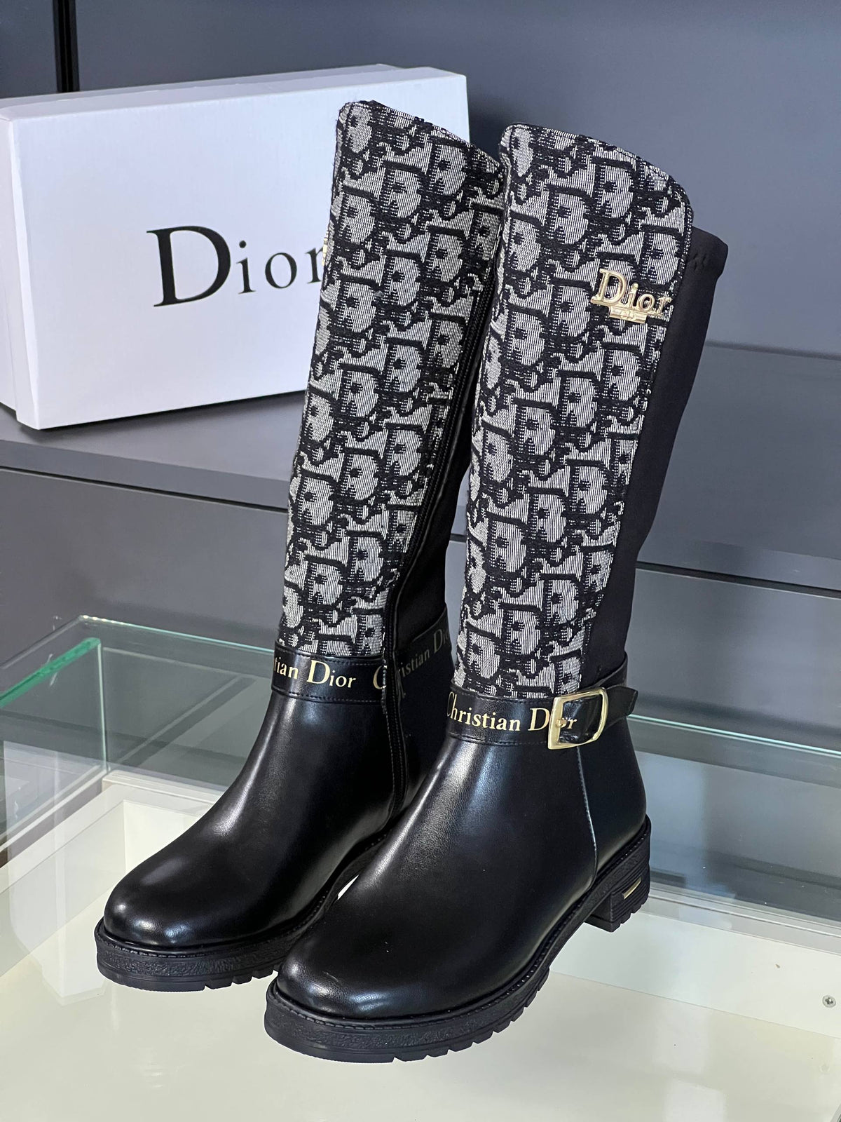 C-D - Boots
