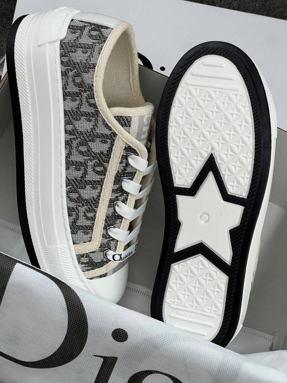 DR - Shoes