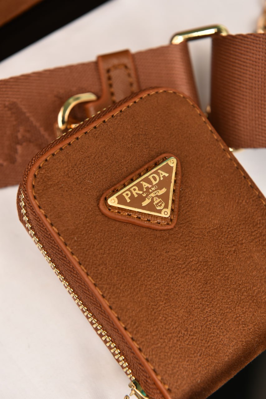 PR - Re-Edition 2005 Saffiano Leather Bag