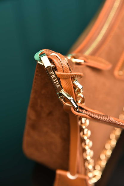 PR - Re-Edition 2005 Saffiano Leather Bag