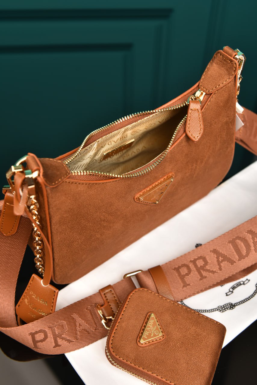 PR - Re-Edition 2005 Saffiano Leather Bag