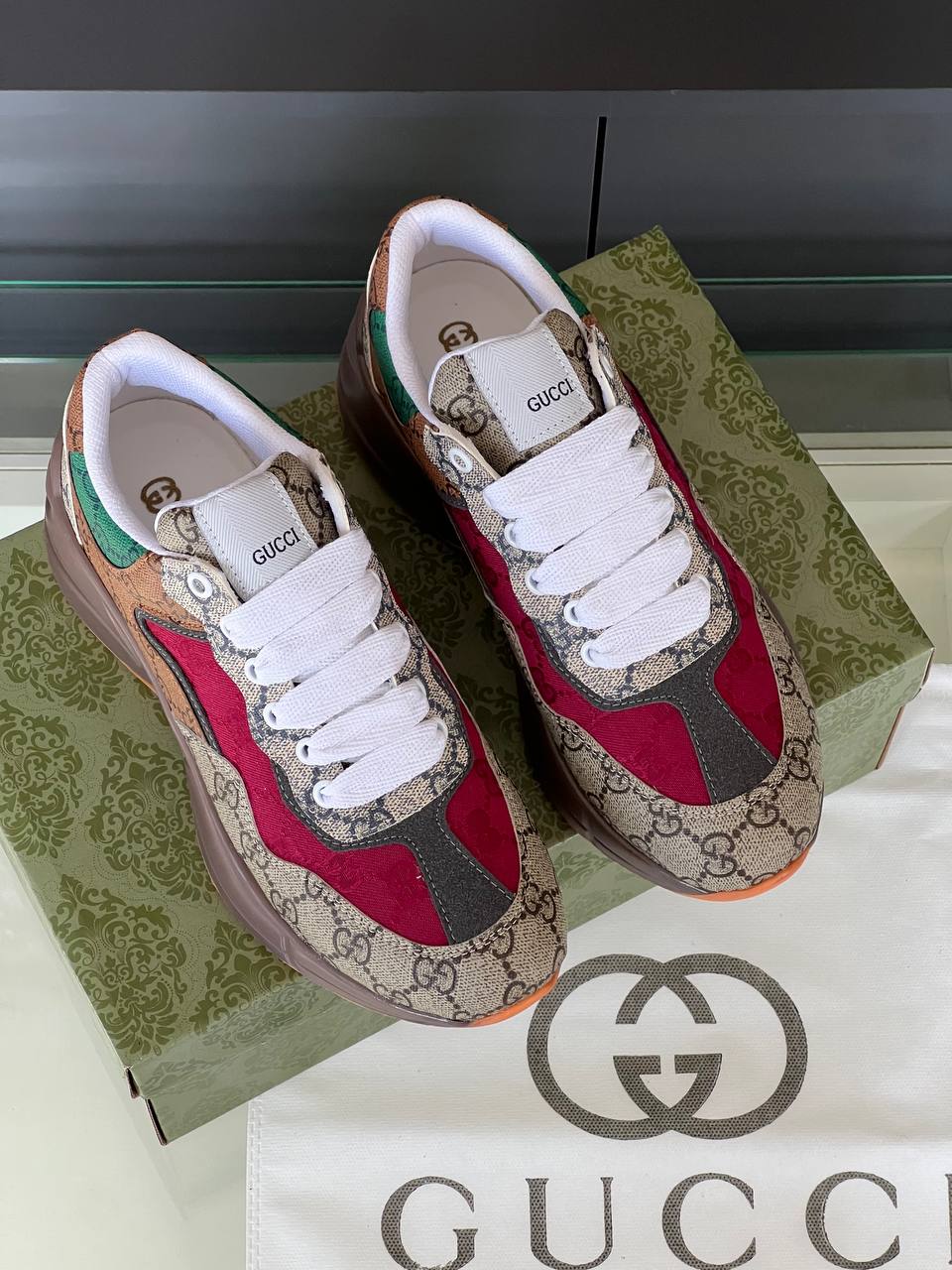 GCC - Shoes