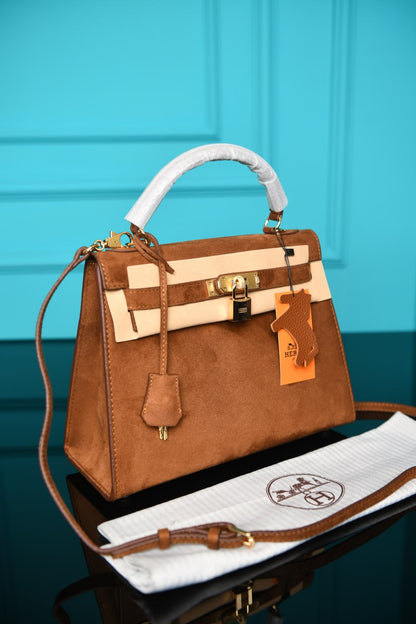 HM -  Kelly 28 Bag in Suede