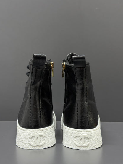CH -24P High-top Sneakers