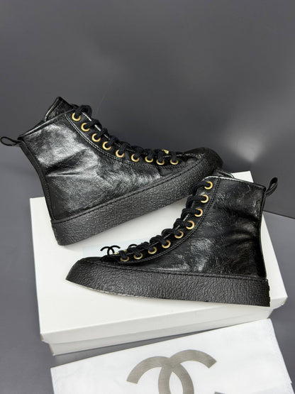 CH -24P High-top Sneakers