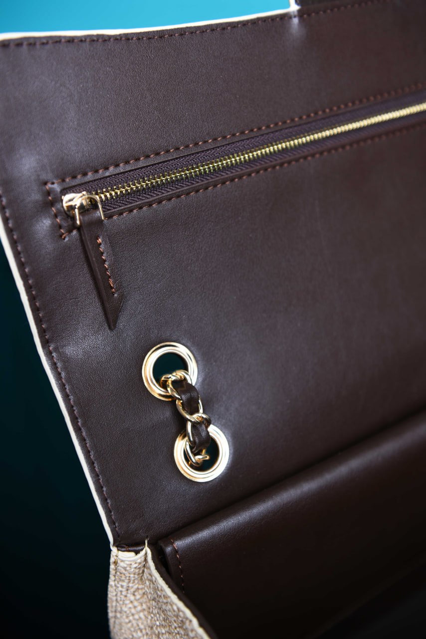 Ch - Maxi Flap Bag