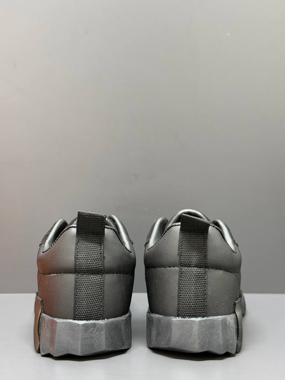 HM - Paris Bouncing Woman Sneakers