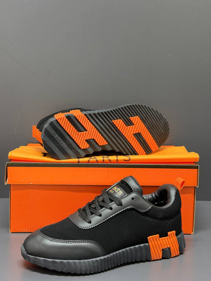 HM - Paris Bouncing Woman Sneakers