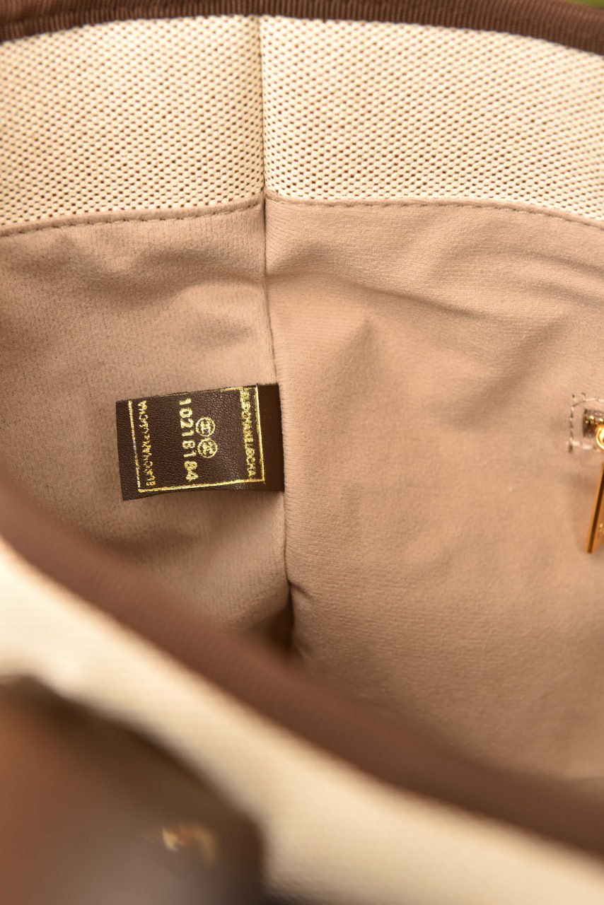 CH - 31 Rue Cambon Maxi Shopping Bag