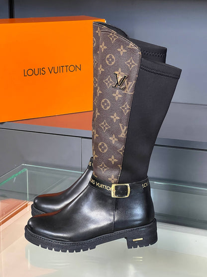 L - Boots