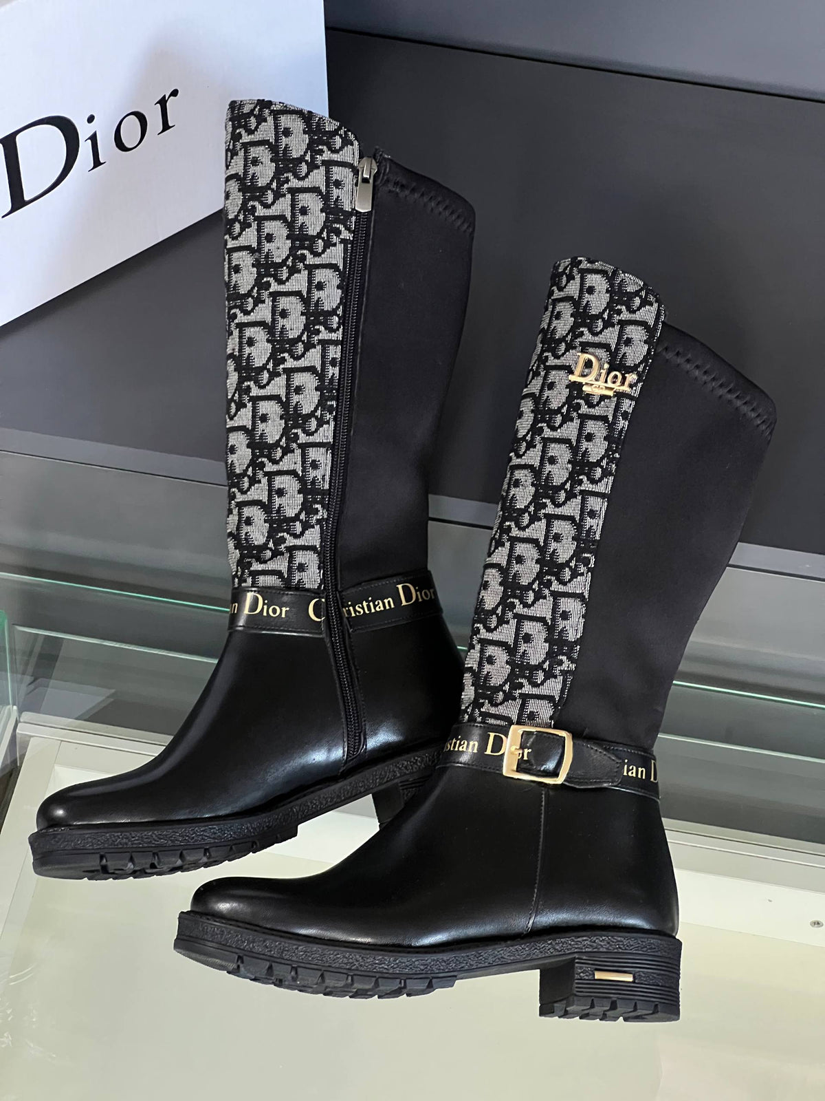 C-D - Boots